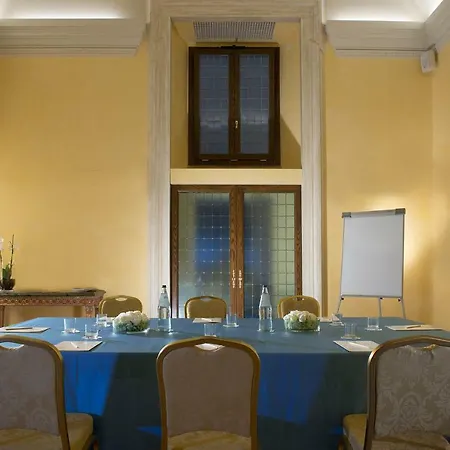 מלון Palazzo Cardinal Cesi 4*