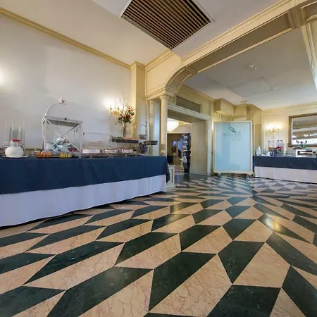 Mancini Park Hotel 4*