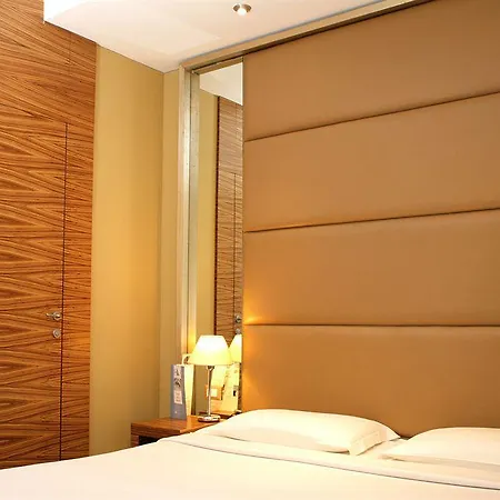 Hotel Saint John 4*