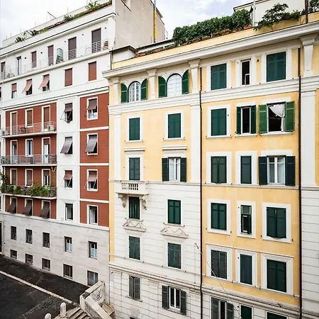 Apartment Colosseum Chich Rome