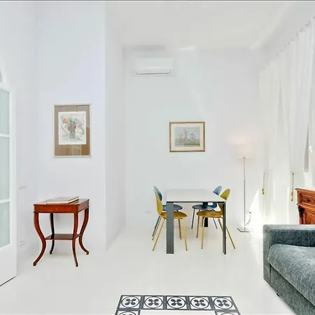 Carlo Alberto House Bed & Breakfast 3*