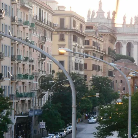 59 Romeholidayhome Roma