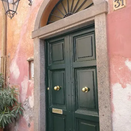 Scent Of Trastevere * Rome