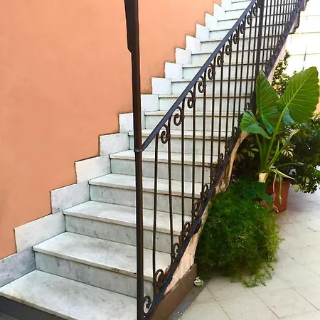 Casa Marrucini Holiday home *