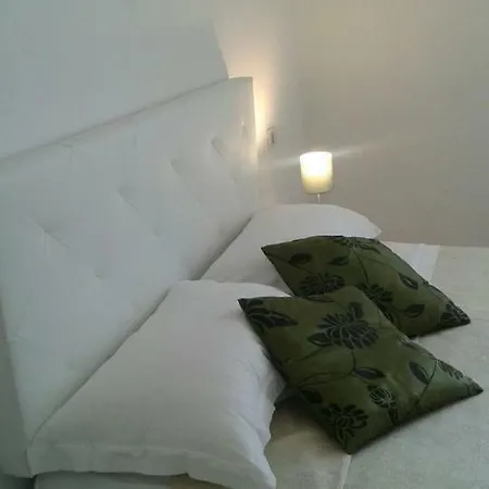 Bed & Breakfast Halyna *
