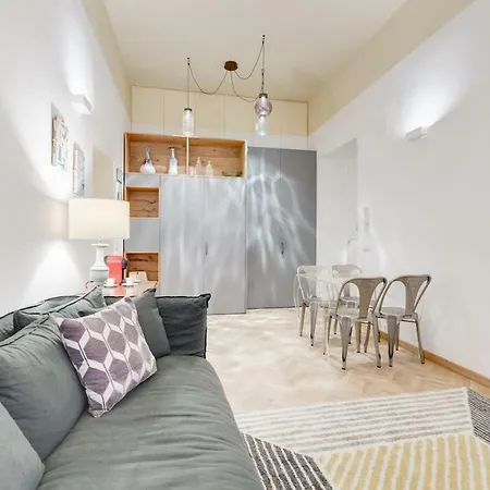 Apartment Valadier 36 Rome
