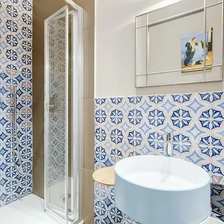 Apartment Valadier 36 Rome