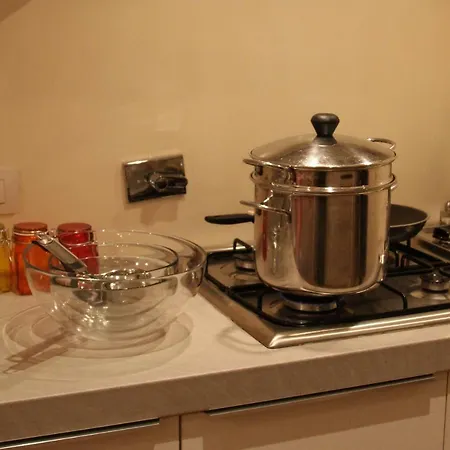 Apartment Wellnessinnrome Shortlet *