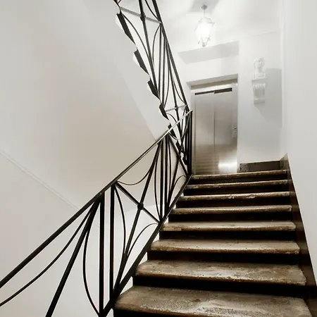 Santa Cecilia In Via Del Corso