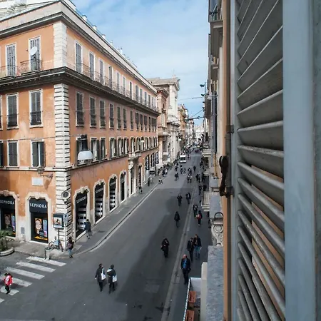 Apartment Santa Cecilia In Via Del Corso