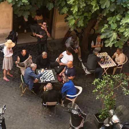 Piazza Del Fico, Al Centro Di * Roma