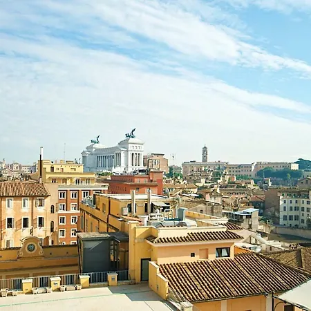 Ginnasi Palace Penthouse Apartment