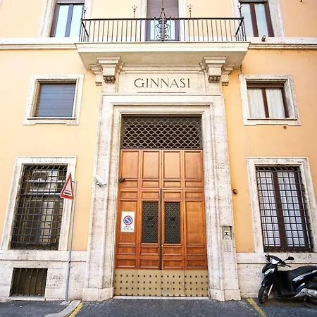 Ginnasi Palace Penthouse * Rome