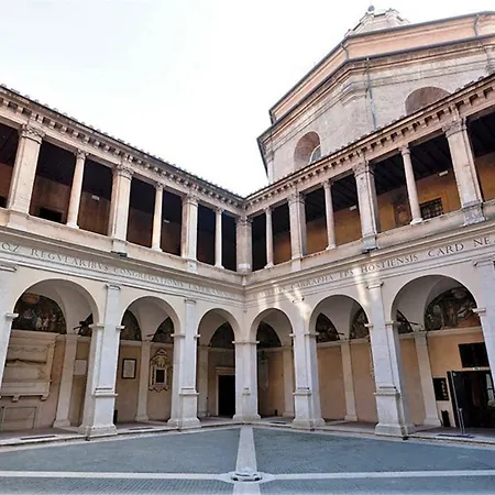Appartamento Piazza Del Fico, Al Centro Di *