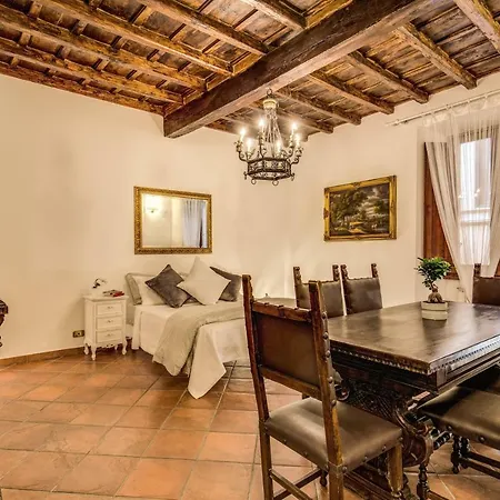 Fresh House Trevi 1 * Rom