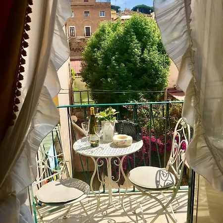 Apartment Borgo Pio 66 *