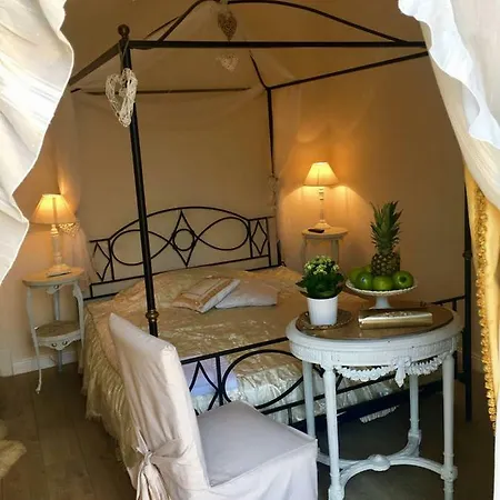 Borgo Pio 66 * Rome