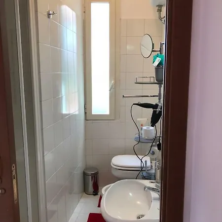 Agli Acquedotti Romani