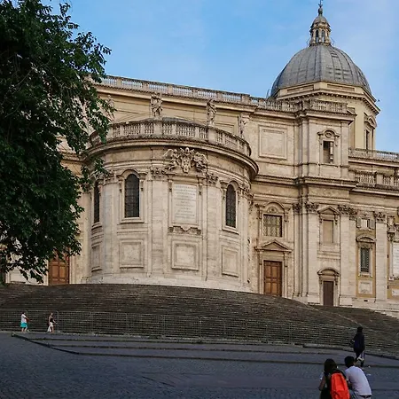 Apartment Cavour