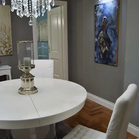 Apartment Big Tree Luxury Rome