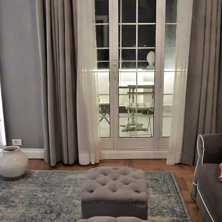 Apartment Big Tree Luxury