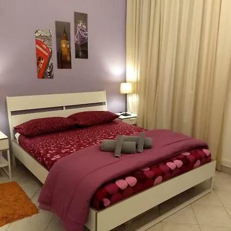 Amoraroma, Economy With Shared Bathrooms 3* Rome