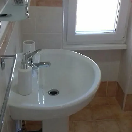 Isabel Guest house *