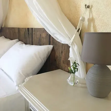 1816 Bed & Breakfast