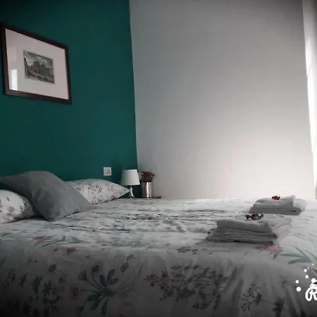Guest house Casale Appio 2*