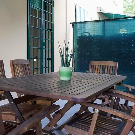 Jhhit Tuscolana 03 With Terrace Apartment