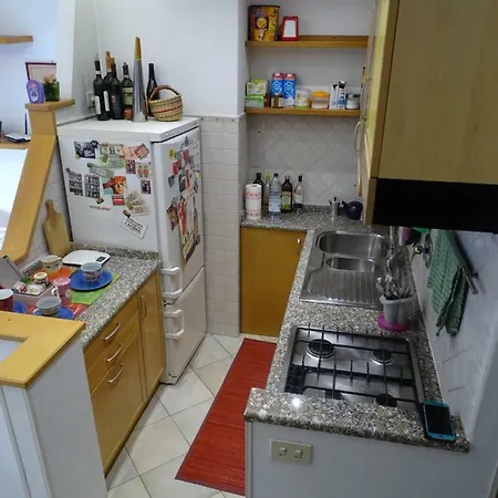 Apartment Casa Valeria Metro B1 Rome