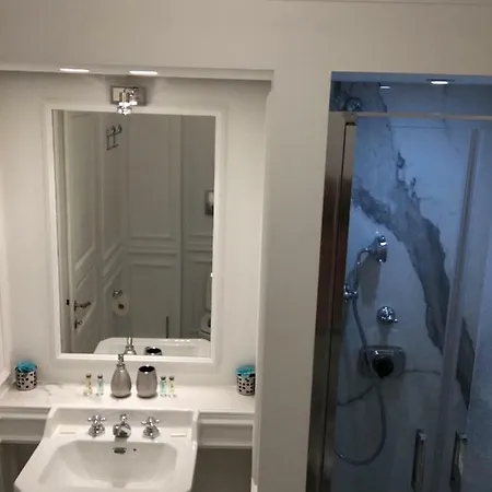 La Casa Di Cristian A Trevi Rom