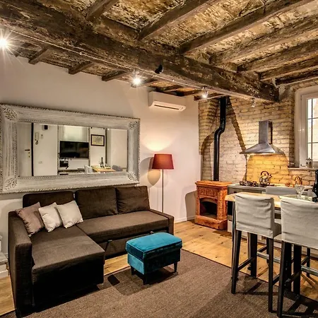 Appartamento Farnese House In *