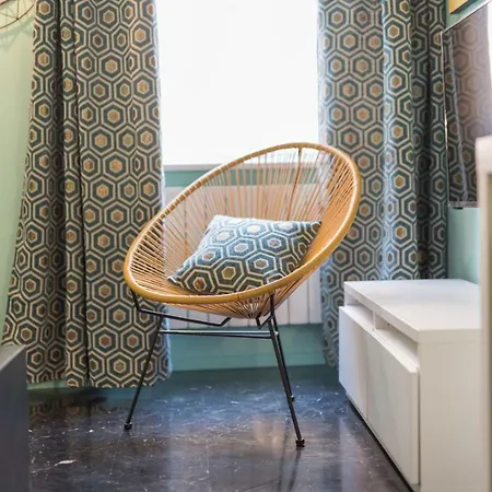 The Yellow Door - Campo Dei Fiori Apartment
