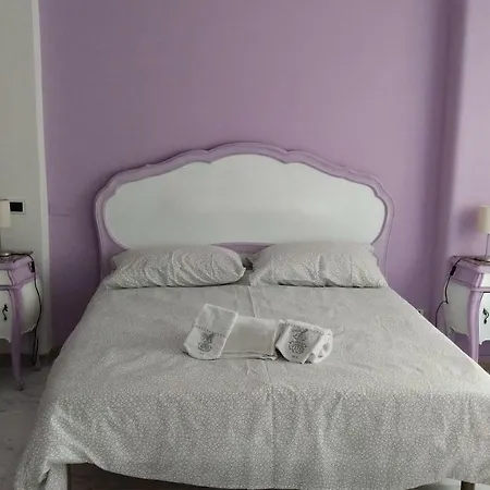 La Lanterna Magica Guest house *