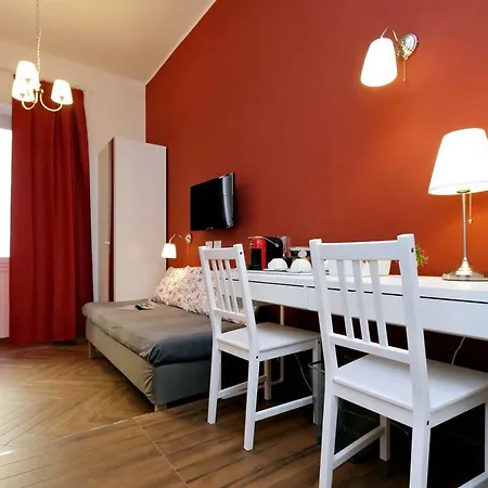 Domus Ponte Milvio Guest house 2*