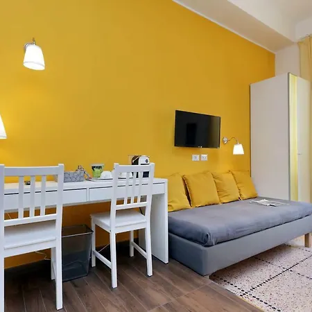 Domus Ponte Milvio 2*