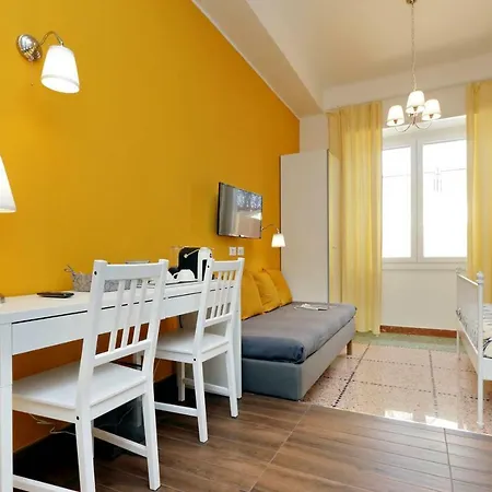 Domus Ponte Milvio 2*