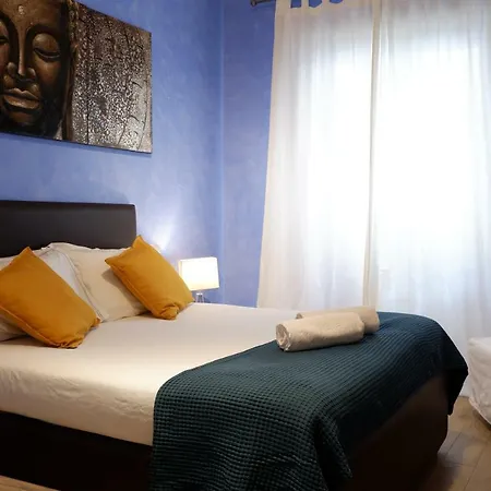 Apartment The Blue Strawberry House In San Giovanni *