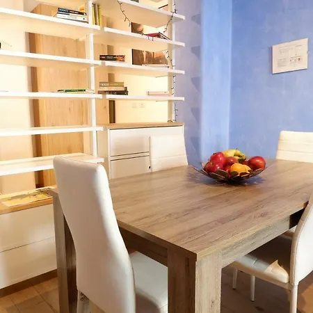 The Blue Strawberry House In San Giovanni Apartment