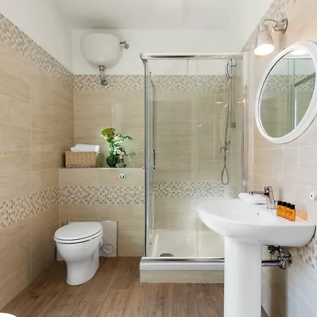 New! Spanish Step Design Apartment Rome