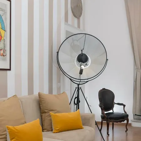 New! Spanish Step Design Apartment Rome