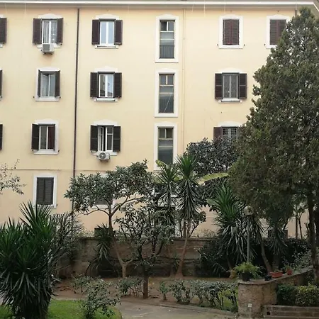 Casa Di Ele Guest house