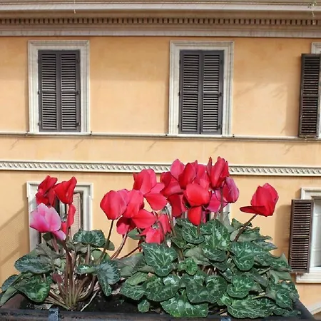 Garda Hotel 3*