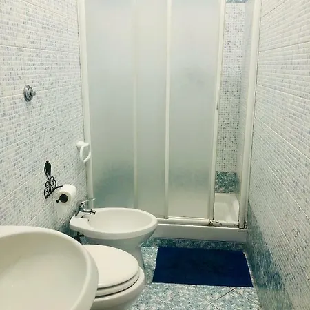 Guest house Parisa