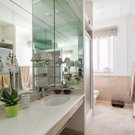 Borghese 42 Apartment Rome