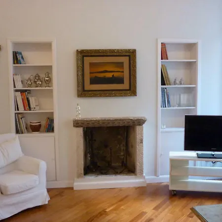 Via Giulia Beautiful Historic Centre Apartamento *