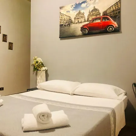 Parisa Guest house 2*