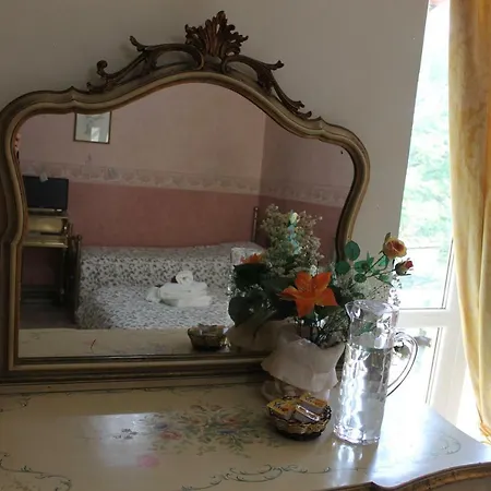 San Peter's Golden Bed & Breakfast Rome