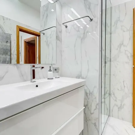 Elical Luxury Apartment